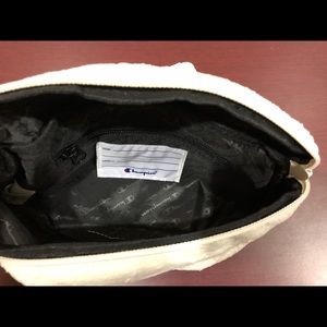 champion prime sherpa sling pack